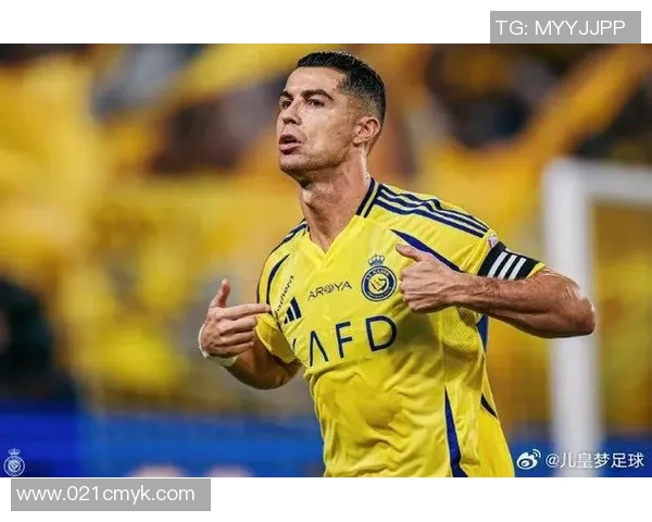 足球明星华丽进球瞬间回顾展现技艺与激情的完美结合