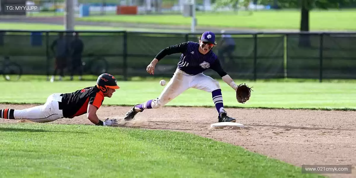 🎁 周边好物，把热爱穿在身上、握在手里！👕